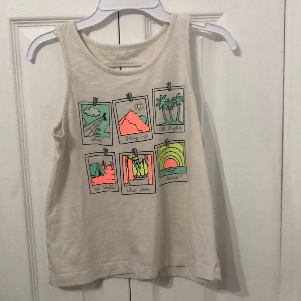 Girls tank top with vinyl